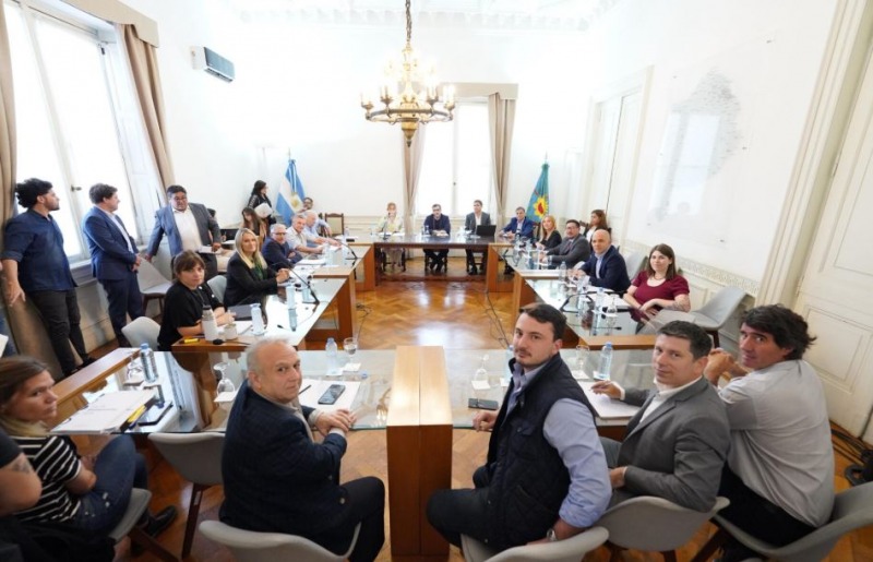 Provincia: el oficialismo logr dictamen para el Presupuesto